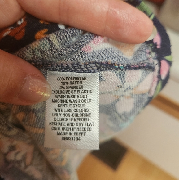 Floral Women's Top Crown And Ivy - Picture 5 of 5